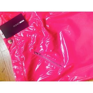 NWT Fashion Nova Hot Pink latex Skirt Sz M